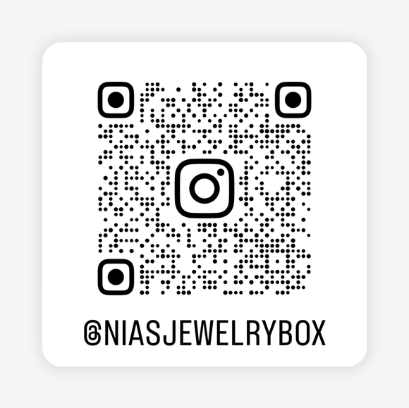 ✨️ 𝙉𝙞𝙖'𝙨 𝙅𝙚𝙬𝙚𝙡𝙧𝙮 𝘽𝙤𝙭 ✨️ Live Vintage Jewelry Auction! - Picture 2 of 14